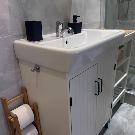 Topolova - Stare Miasto, 10 Min Od Rynku Apartamento *